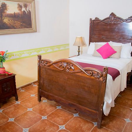 Casa De Las Columnas Merida Ngoại thất bức ảnh